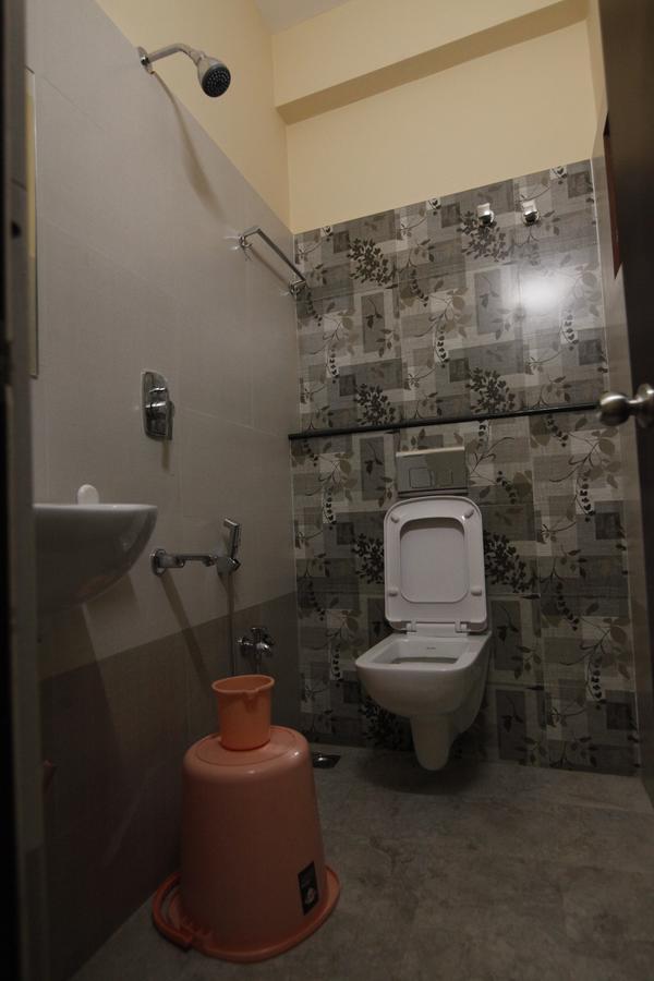 Hotel Kasi Inn Tańdźawur Zewnętrze zdjęcie